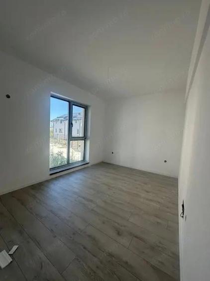 Vanzare Vila Individuala/Cristalului/5 camere id nr 54 - 9