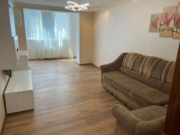 Garsoniera aproape de Coresi - 3