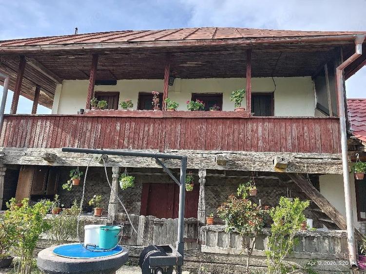 Casa Batraneasca - 3 camere - 5