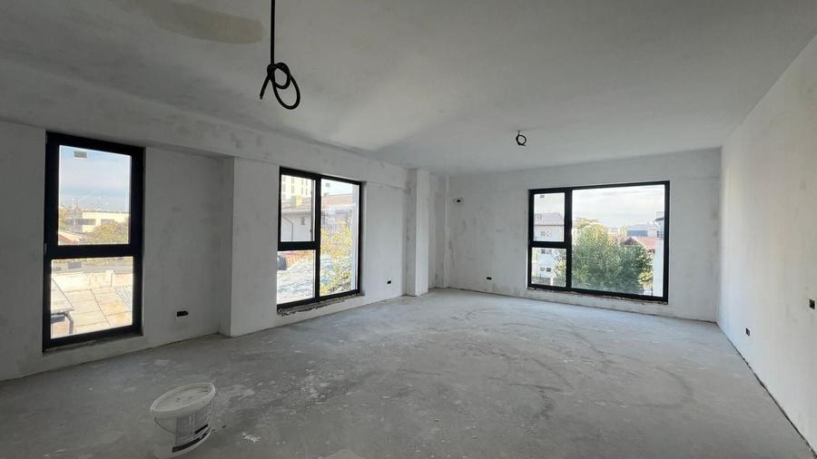 3 camere | curte proprie | bloc nou - 1