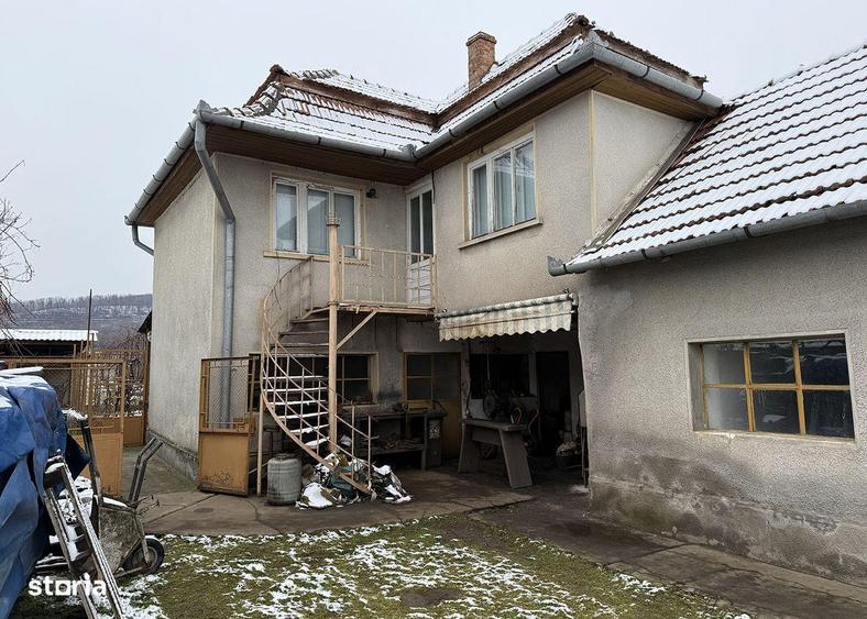 Casa pentru 2 sau mai multe generatii - URVIND - 1