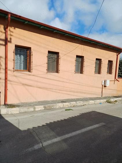 Casa de vinzare str. Trsndafirilor nr 24 - 2