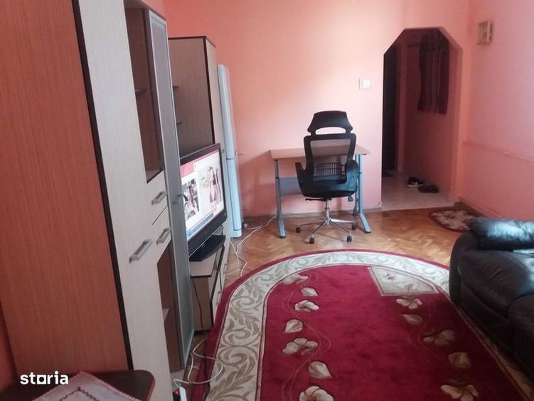 Inchiriez apartament 2 camere, zona Liceului Mihai Eminescu - 5