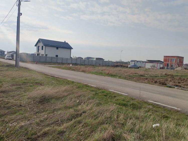 Comision 0%-Teren 1000 mp. dubla deschidere la drum asfaltat - toate utilitatile - 1