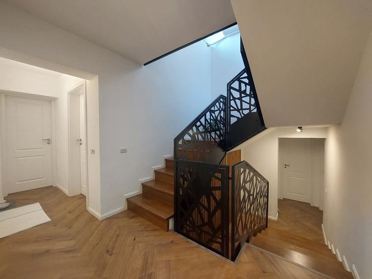 Vilă Individuală 7 Camere,  teren 572 mp Drumul Dobroesti Fundeni - 7