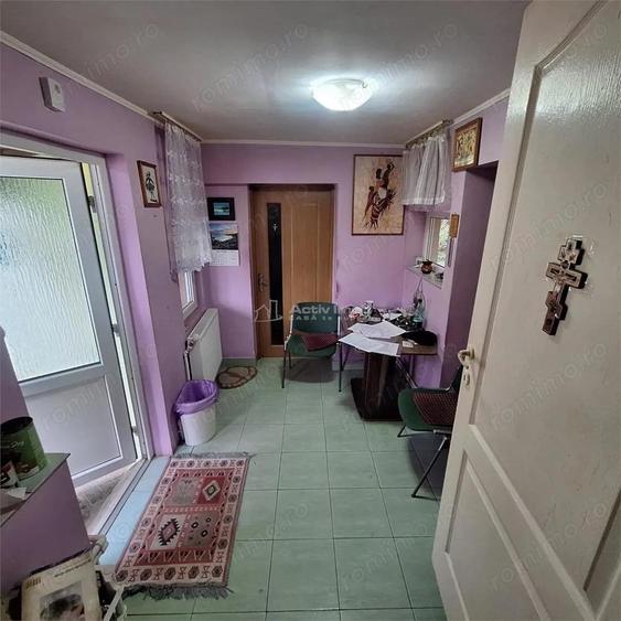 BOCSA Montana, Casa Cocheta cu curte . - 17