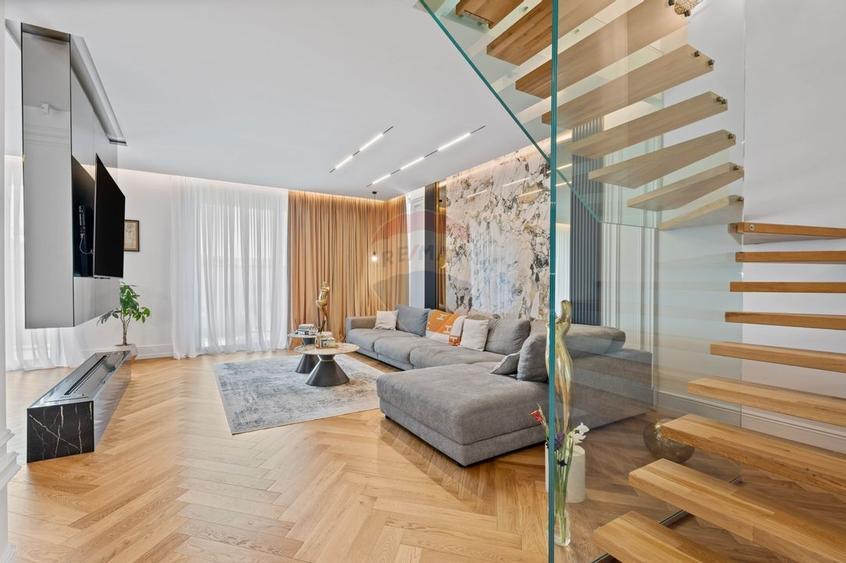 Arhitectură, tehnologie și lifestyle premium într-o vilă spectaculoasă - 38