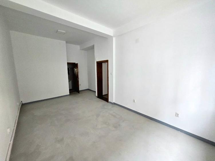 Spațiu comercial de închiriat, Iuliu Maniu, 55m², zonă de magazin - 10