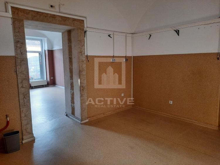 Restaurant in centrul orasului - 1