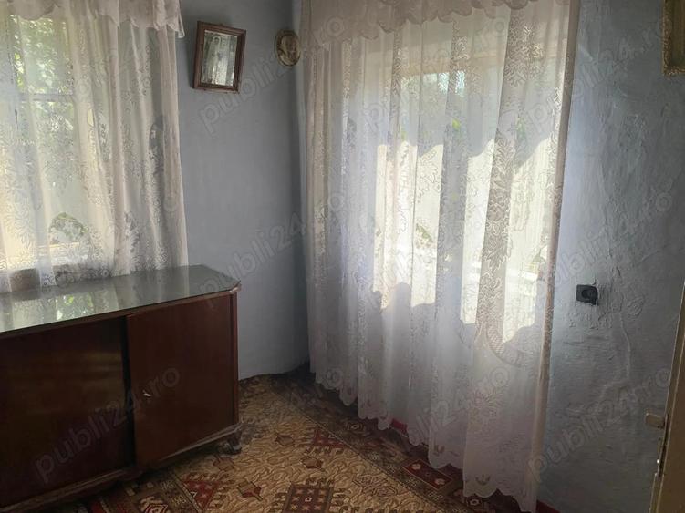 Casa batraneasca+ curte 500mp - 8