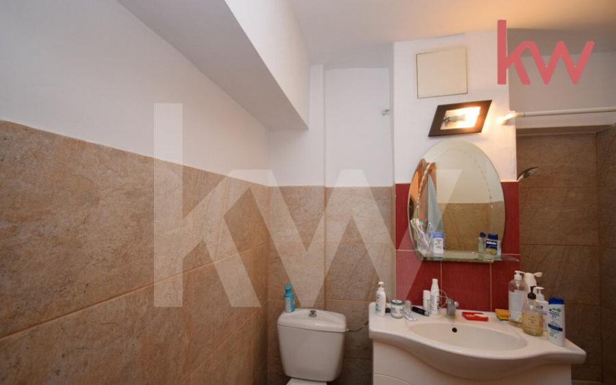 Apartament 4 camere Sarari decomandat, - schimb cu 2 camere - 9