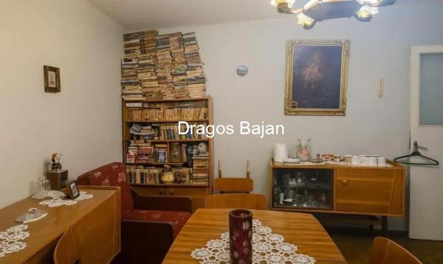 Sala Palatului // vedere spate // balcon - 10