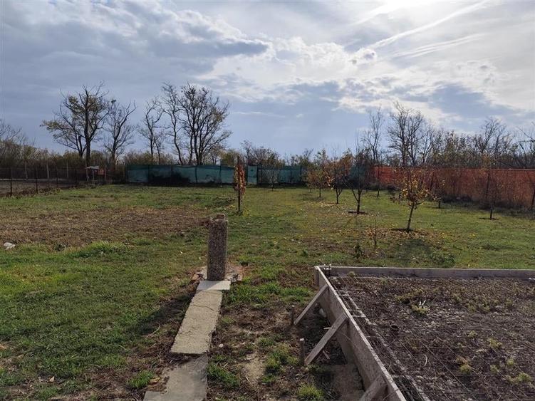 RECO Casa la gri de vanzare in Tarian - 12