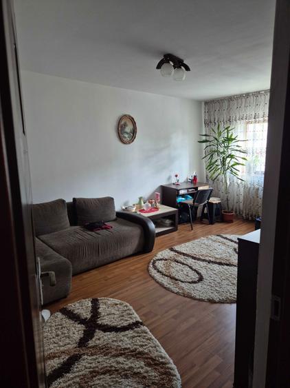 Apartament de vanzare - 1