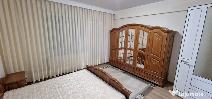 Casă cu 5 camere cu Canalizare în Coiciu