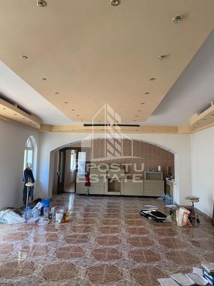 Doua case in aceeași curte - 9