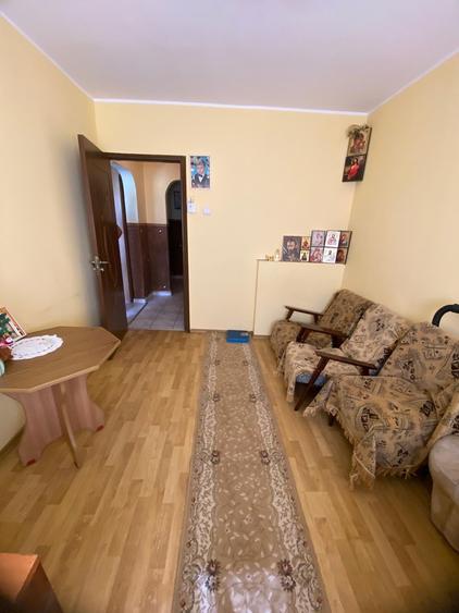 3 decomandate parter inalt cu centrala zona Orizont - 2