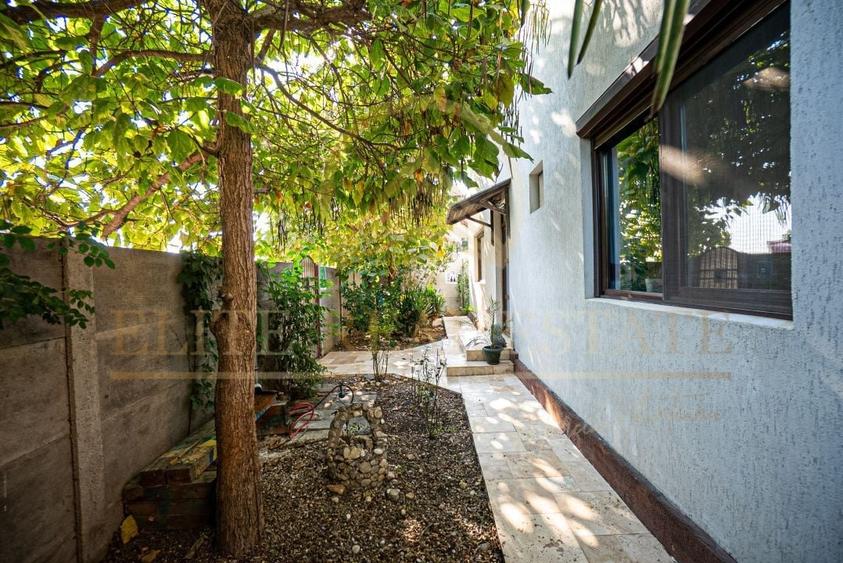 Viluta cocheta cu curte frumoasa in Mamaia Sat! - 35