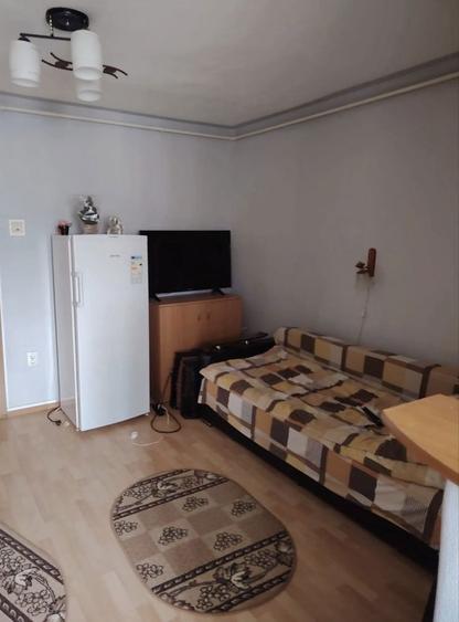 Vand apartamnetu cu 1 camera (gardoniera) contact; +40 748 144 333 - 6