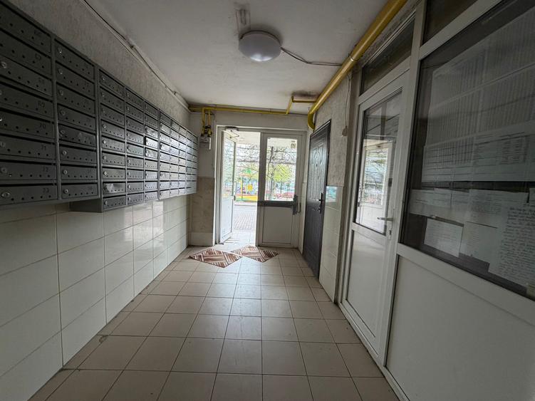 Garsoniera Titan Etaj 1 Bloc 1975 Reabilitat Instalatii Schimbate 15 Min Metrou - 7