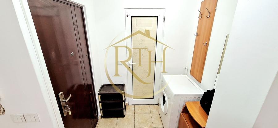 Oferim spre vanzare garsoniera,centrala proprie,zona Girocului, str. Salcamilor - 10