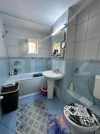 Apartament 3 camere, decomandat, 72 mp, Craiovita Noua, zona Scoala Elena Farago - 8