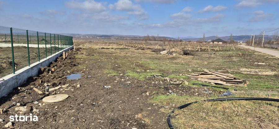 Teren de 846 mp, în Gura Ocniței