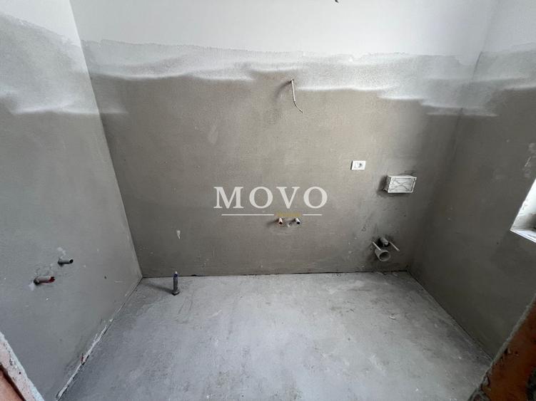 Duplex cu 4 camere cu Teren 330 Mp în Giroc