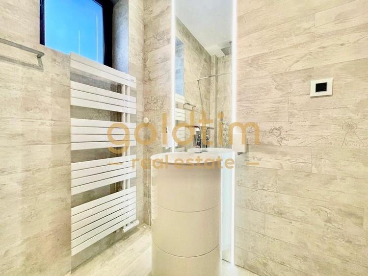 CASA INDIVIDUALA/SUPERBA/PIPERA/EROU IANCU NICOLAE/PISCINA/CURTE GENEROASA - 24