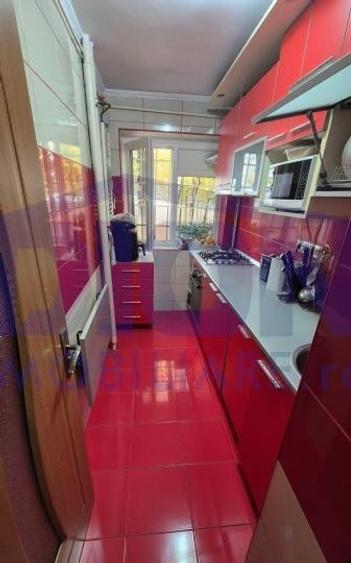 APARTAMENT 2 CAM, PIATA RESITA - 1