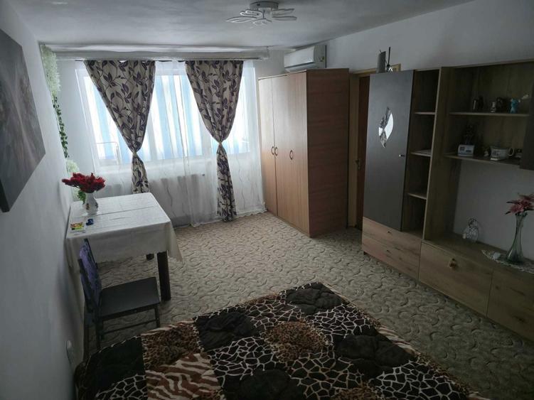 Ofer spre inchiriere - 2