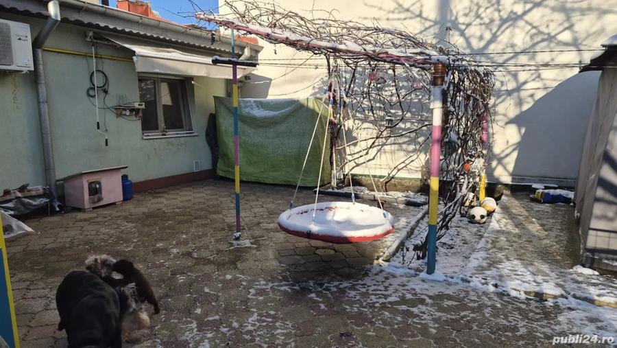 Casa cu 3 camere de vanzare in zona Bucure?tii Noi, Sector 1 - 10