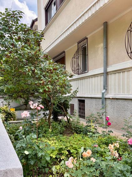 APARTAMENT CU 5 CAMERE IN VILA RENOVATA - PE INTREGUL ETAJ - AVIATORILOR - 16