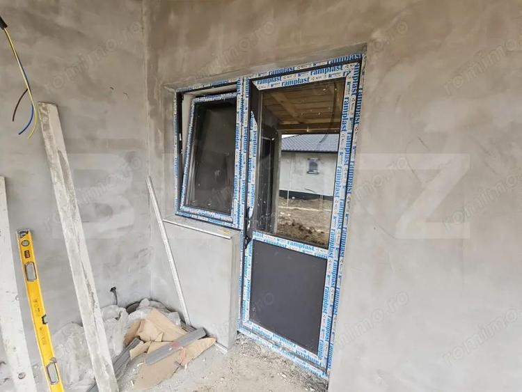 Casa frumoasa cu 3 camere in Ciurbesti - 9