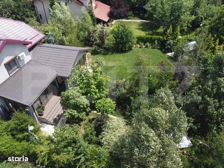 Casă cu 4 camere în Samurcași