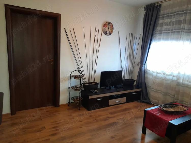 De vanzare Apartament zona Metro Berceni - 1