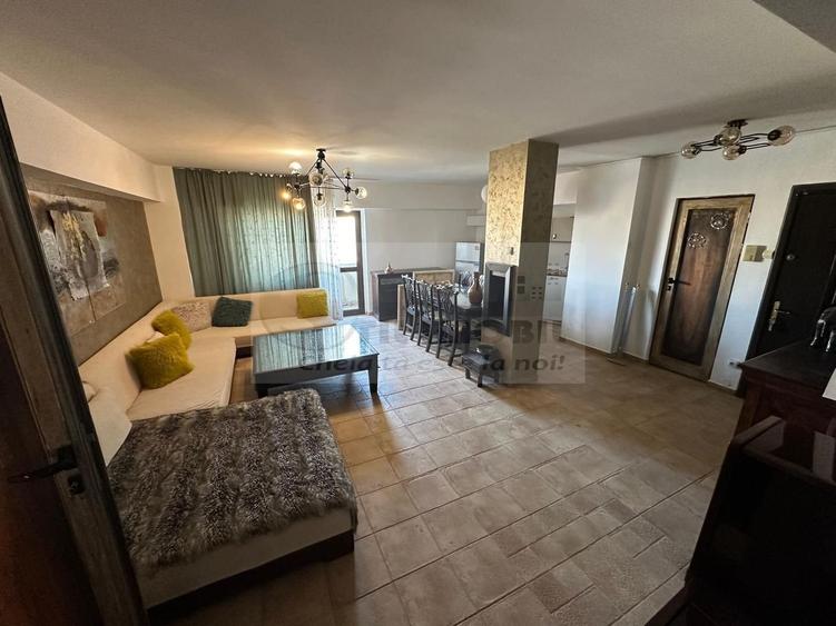 Hala Centrala - Palas - Apartament 4 camere ! - 3