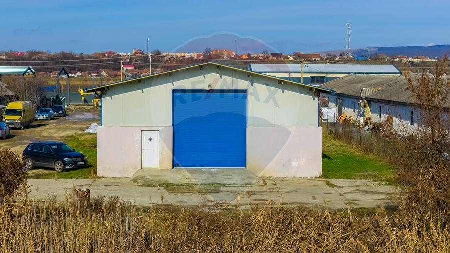 De închiriat spațiu pentru depozitare 300mp + curte 650mp Feldioara - 2