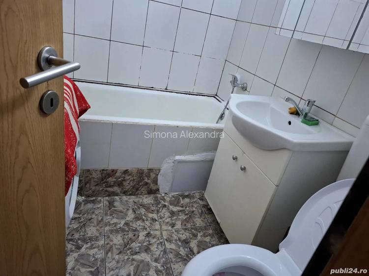 Inchiriez garsoniera semidecomandata, Zona Pantelimon, 310 Euro.