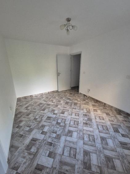 Vand Apartament zona Orizont - 7