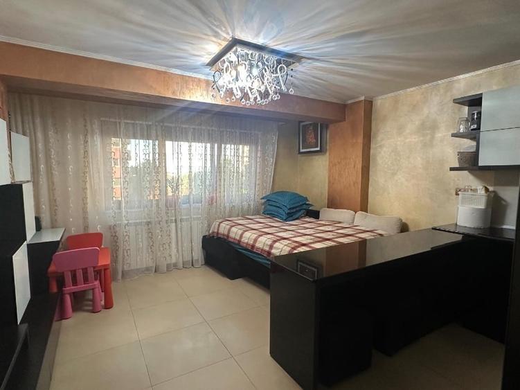 Apartament la blocurile lui Mazăre  54.04 mp/utili - 10