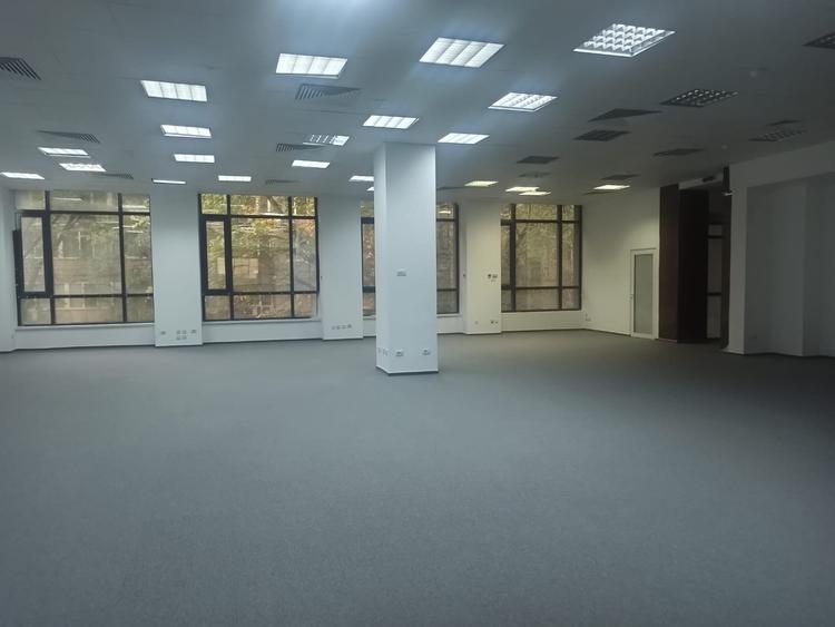 Piata Rosetti inchiriere spatii birouri - 1