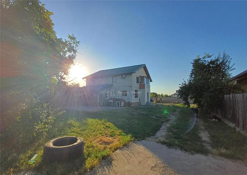 5 camere - 3 bai - 200 mp utili - teren 920 mp - Domnesti - - 9