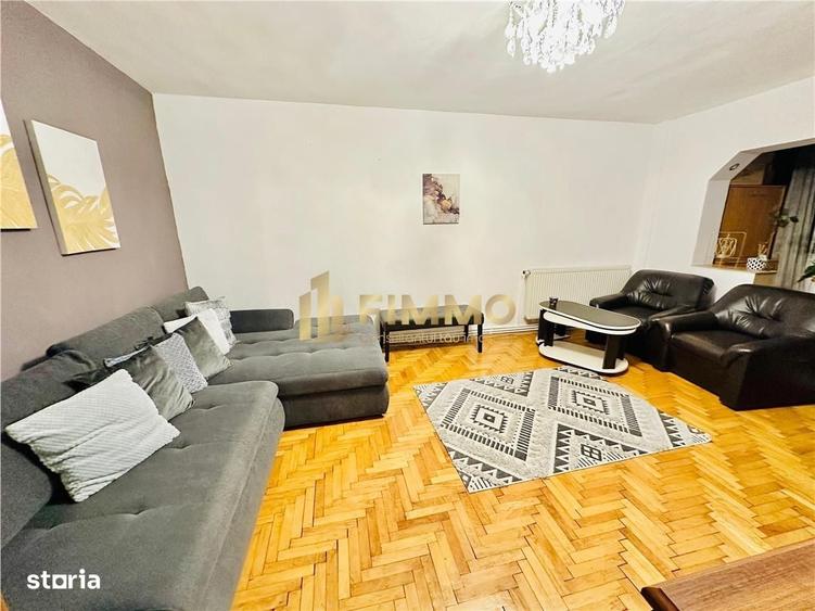Apartament cu 4 camere decomandat în Obcini