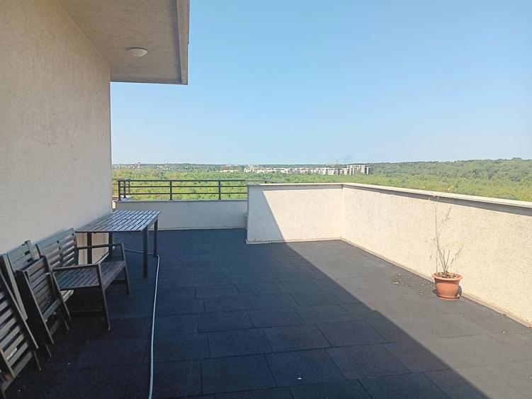 Apartament decomandat în Băneasa