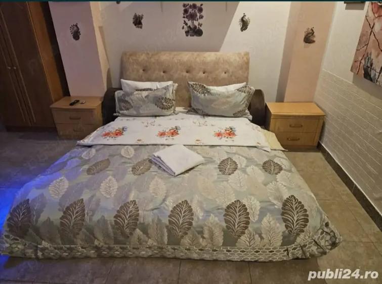 Spațiu comercial, de 200 mp, în Central