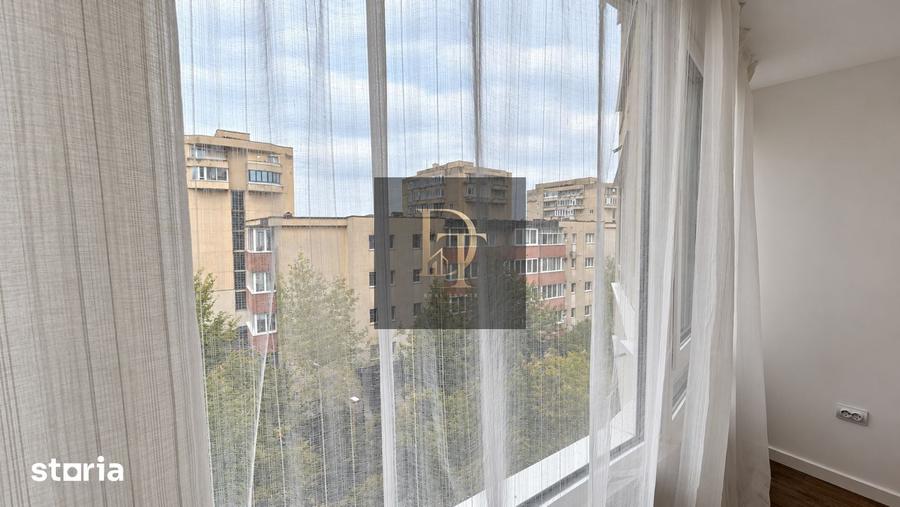 Apartament cu 3 camere decomandat în Astra