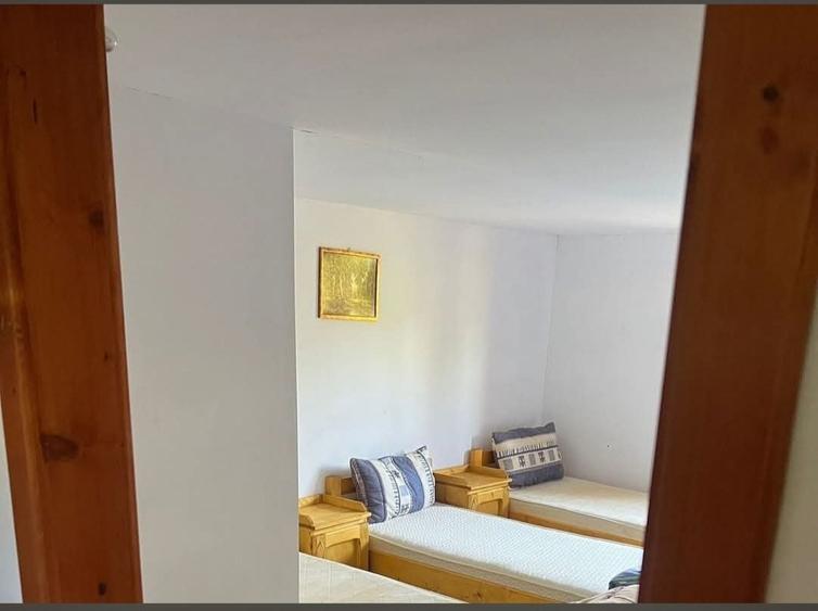 Casă cu 2 camere în Central