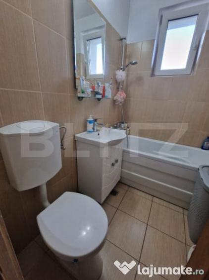 Apartament cu 2 camere decomandat în Central