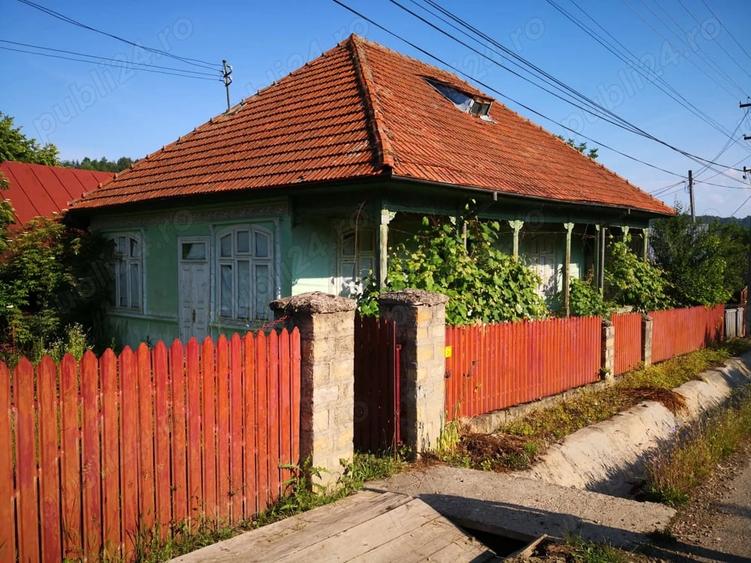 Casă cu 3 camere cu Teren 600 Mp în Soveja